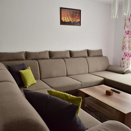 Apartman Lukov Lukov  外观 照片