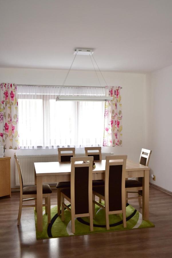 Apartman Lukov Lukov  外观 照片