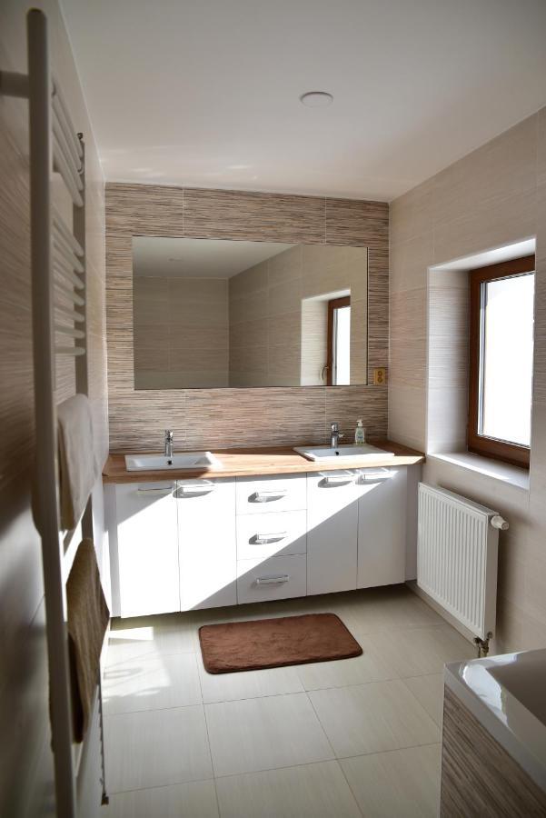 Apartman Lukov Lukov  外观 照片